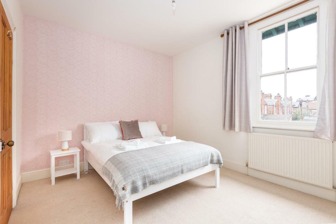 Charming Base For 5 Near Bishy Rd Pass The Keys Apartamento York Exterior foto