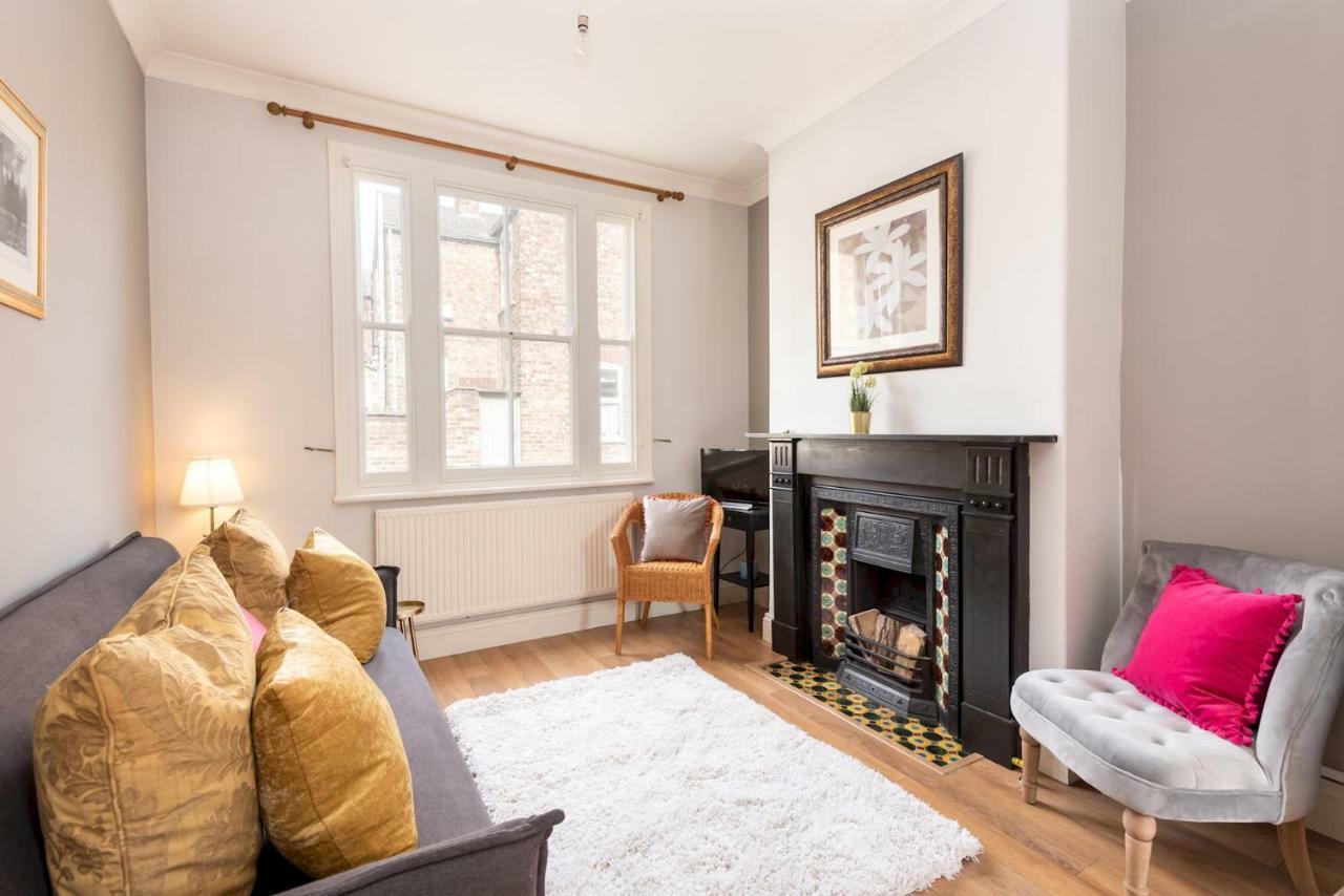 Charming Base For 5 Near Bishy Rd Pass The Keys Apartamento York Exterior foto