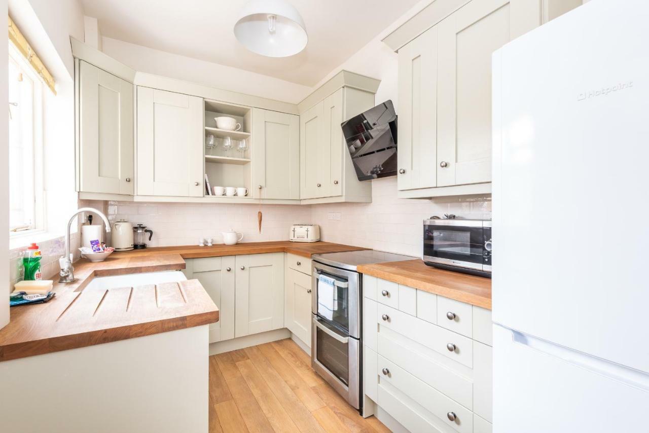 Charming Base For 5 Near Bishy Rd Pass The Keys Apartamento York Exterior foto